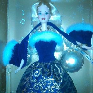 Avon Exc Ltd Ed Barbie - Ring in the New Year